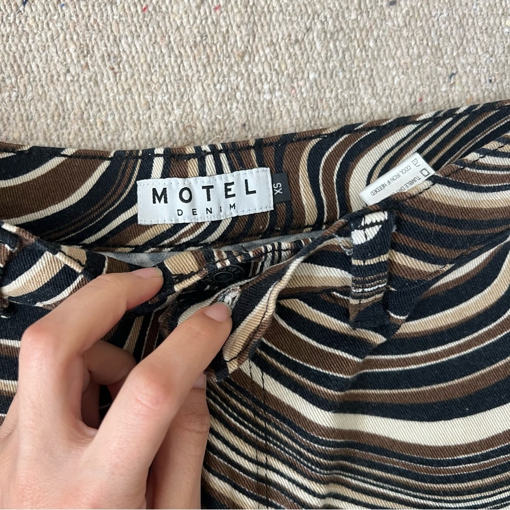 MOTEL ROCKS Pants - Picture 2 of 4
